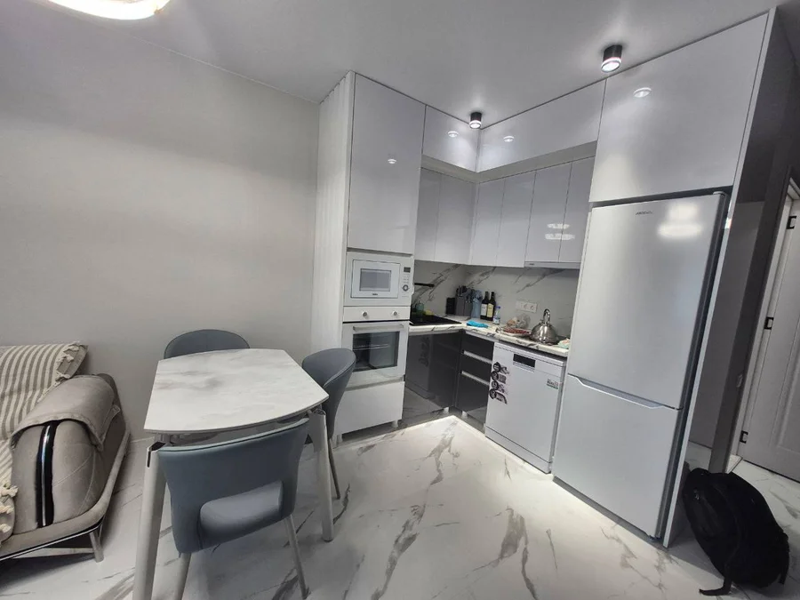 3-комнатная квартира в Black Sea Tower, 2+1, $1200