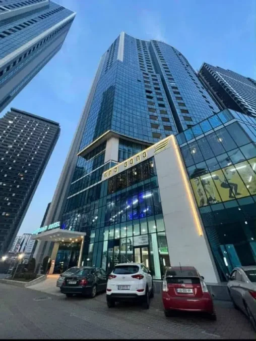 Студия на Аллее Героев, $350