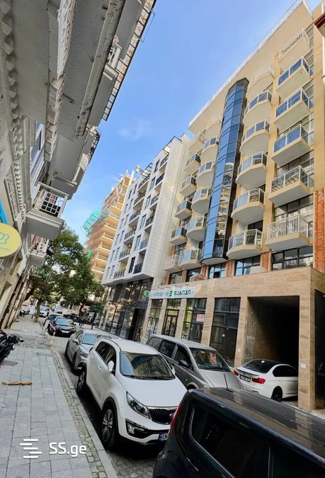 1+1 на Важа-Пшавела ул. 14 Old Batumi District