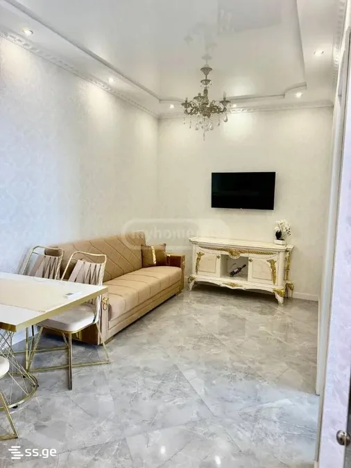 2+1 рядом с Аллеей Героев, $800