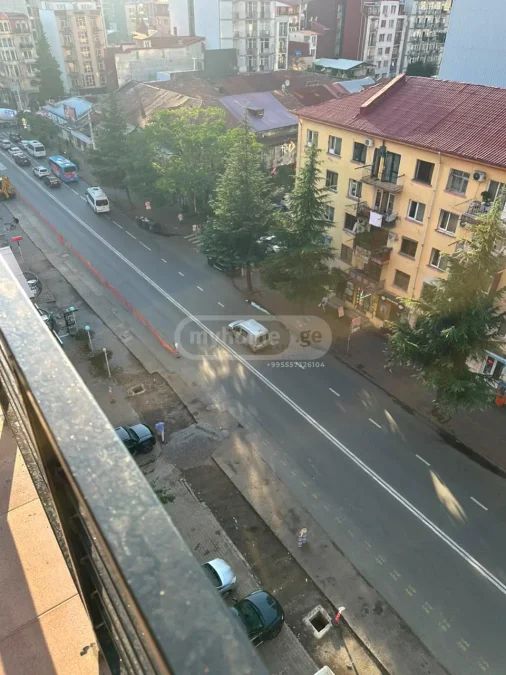 Двухкомнатная квартира в районе Багратиони