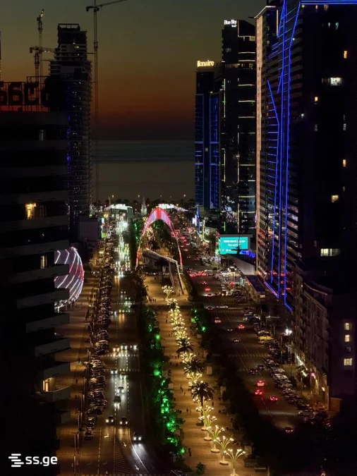 1+1 на улица Шерифа Химшиашвили 30 Khimshiashvili District