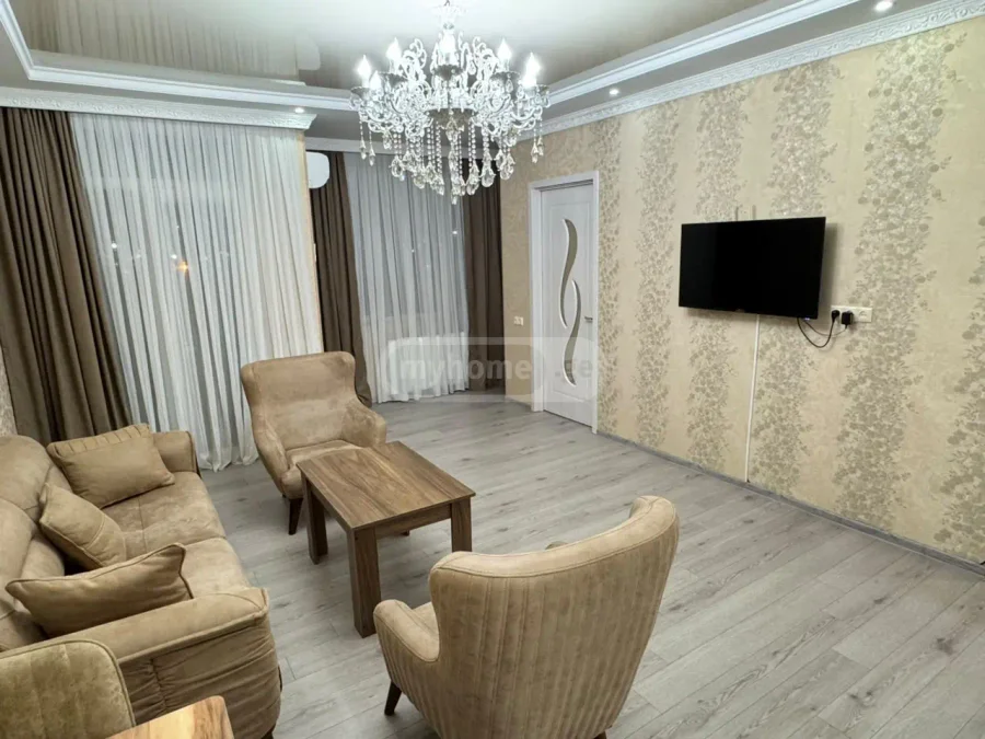 3-комнатная квартира в районе Багратиони, Батуми