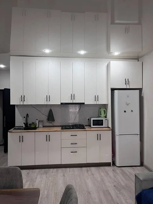 Квартиру 1+1 по улице Тадзари,22