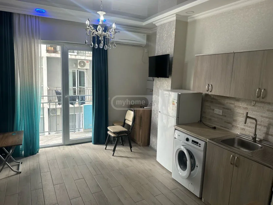 2-комнатная квартира 45 кв.м в Батуми, $300