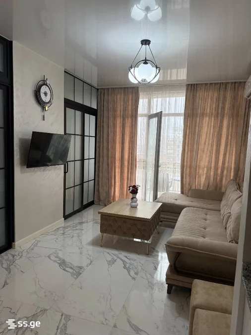 3-комнатная квартира, 55 кв.м, $550