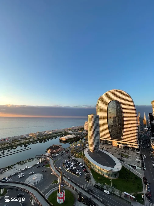 Апартаменты в Orbi City с видом на море, €152